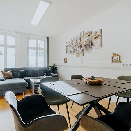 Blissplace 3 Zi Premium Apartment Nahe Getec Arena Mit Kingsize Betten Und Balkon Magdeburg Bagian luar foto