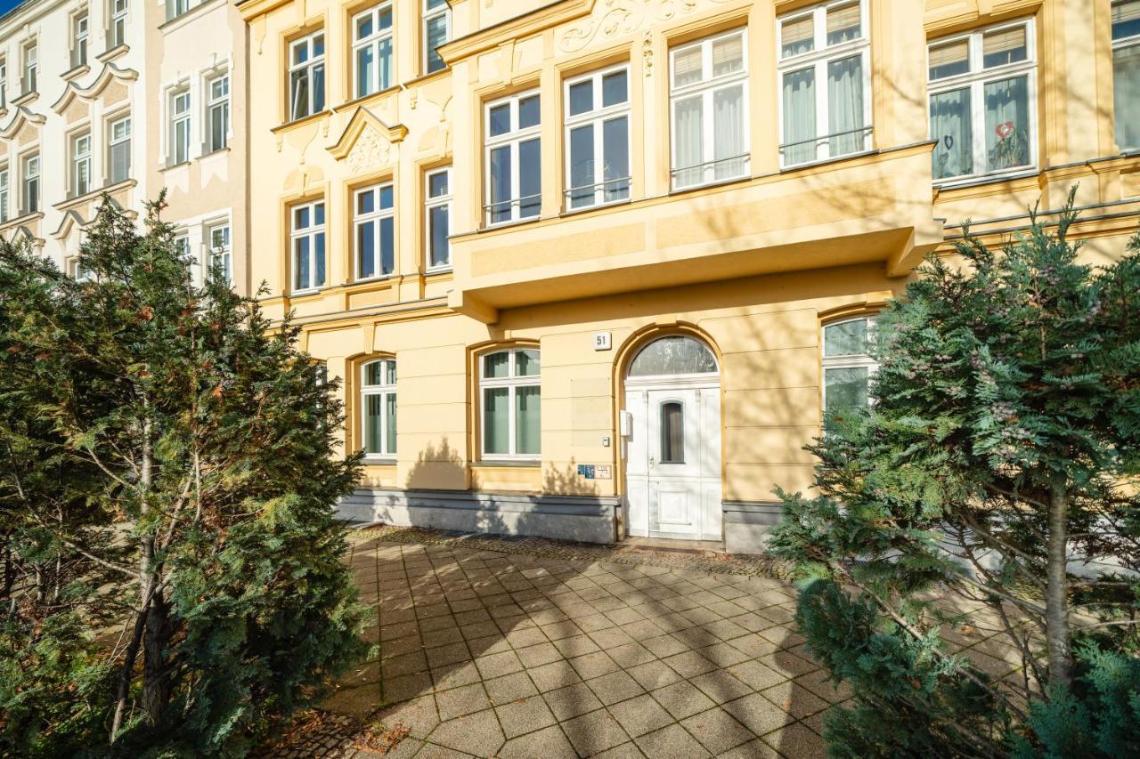 Blissplace 3 Zi Premium Apartment Nahe Getec Arena Mit Kingsize Betten Und Balkon Magdeburg Bagian luar foto